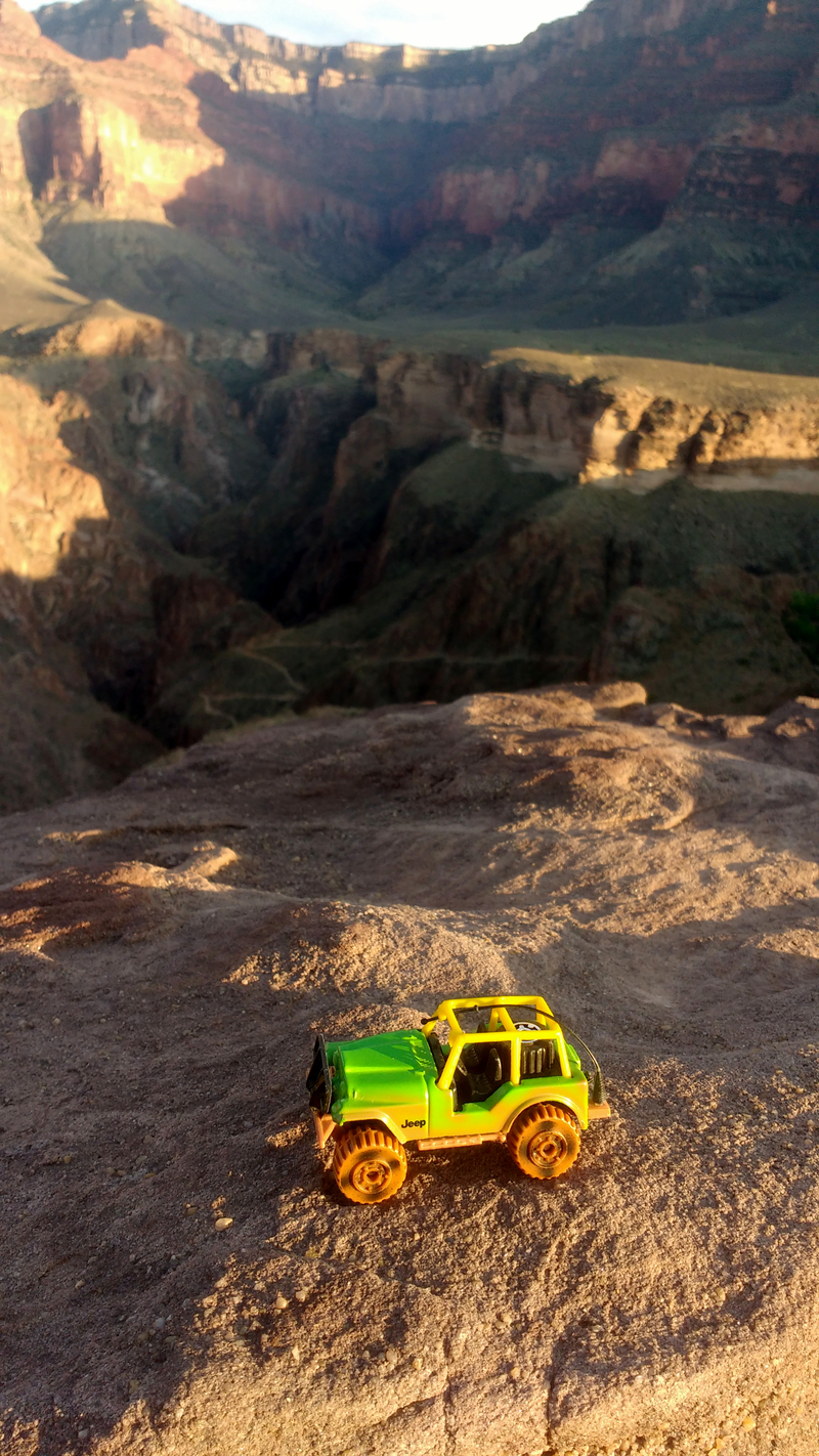 Illustration for article titled Grand Canyon's Green Jeep Tours